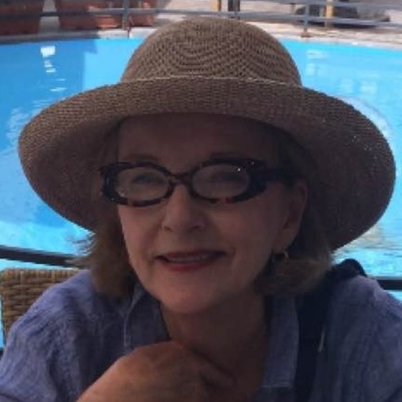 Meet your Posher, Darcy - Picture 1 of 2